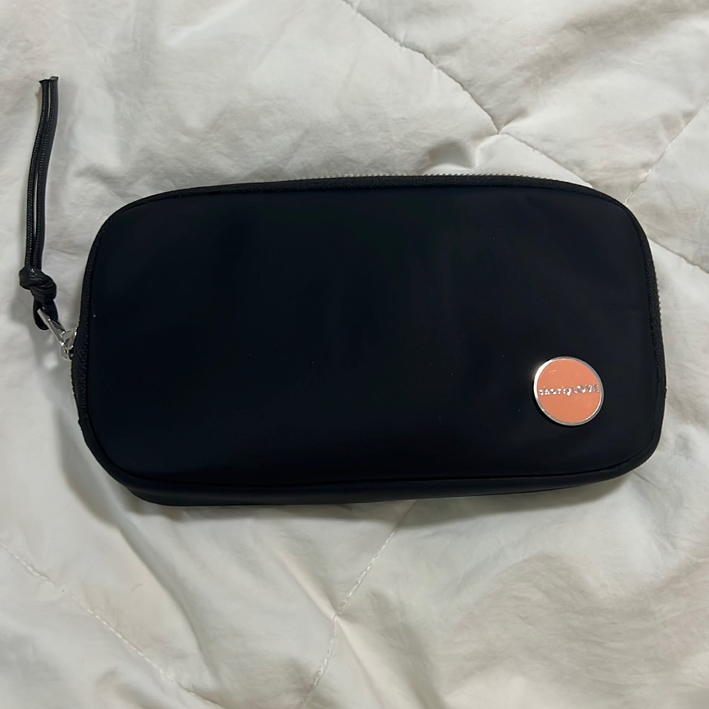 ShortyLOVE Jetty Clutch Wallet